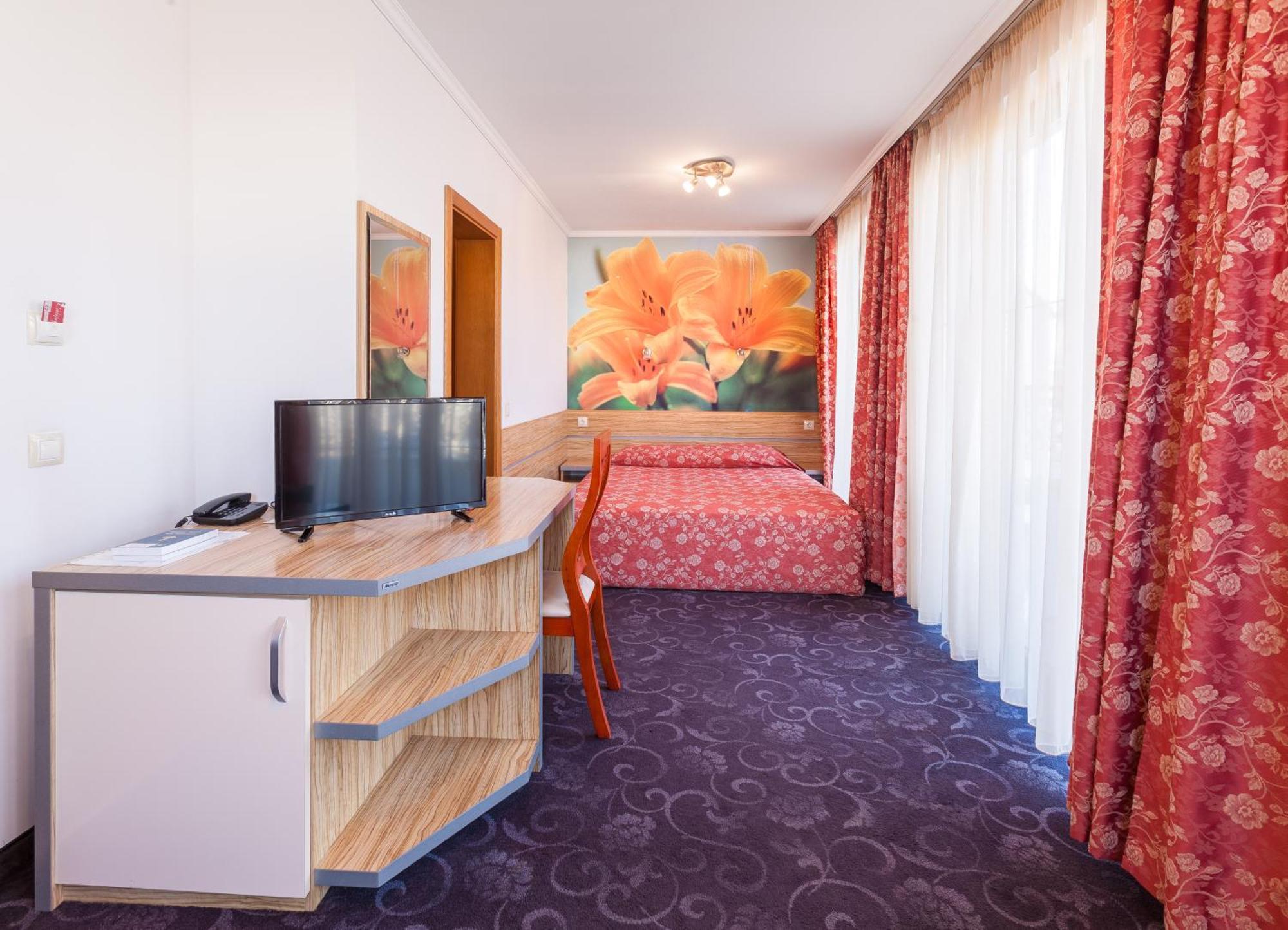 Hotel Opera Burgas City Zimmer foto