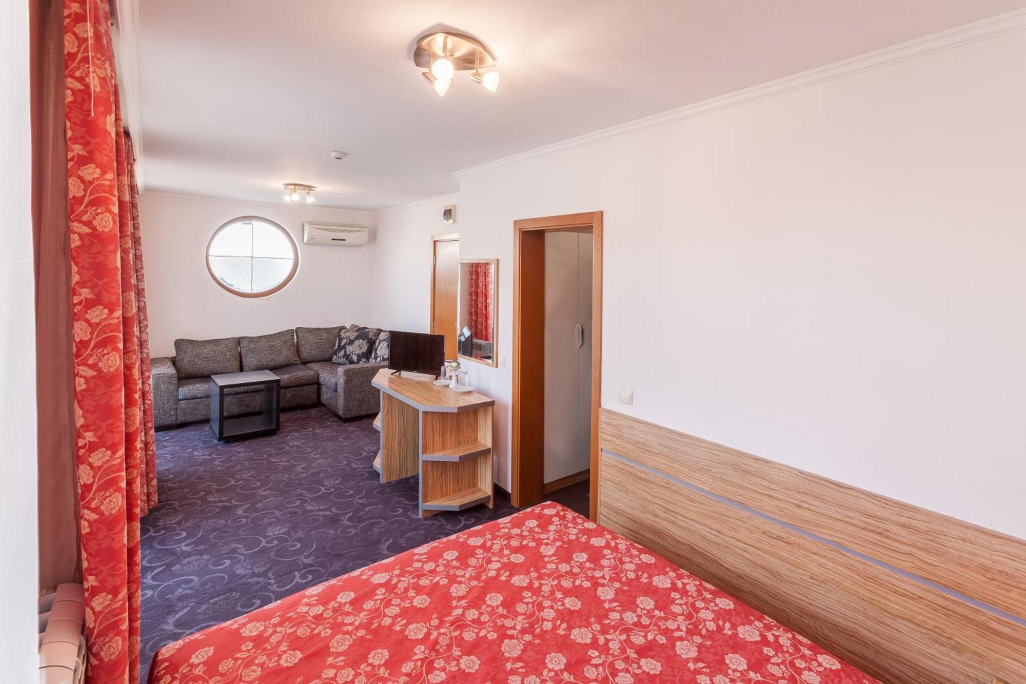 Hotel Opera Burgas City Zimmer foto